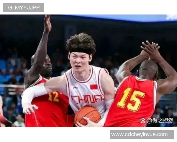 中国篮球明星最新排名揭晓谁将成为最受欢迎的球员和未来的篮球之星